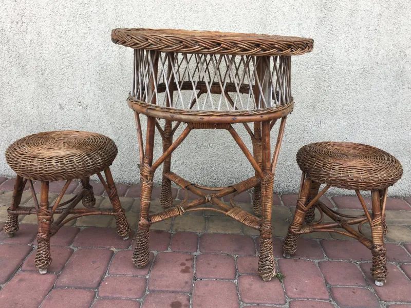 Pamono Table and 2 Wicker Stools 1960s, Set of 3> Garden Tables
