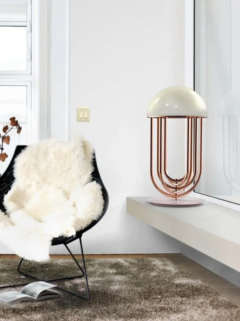 Hot Pamono Table Lamp in Brass