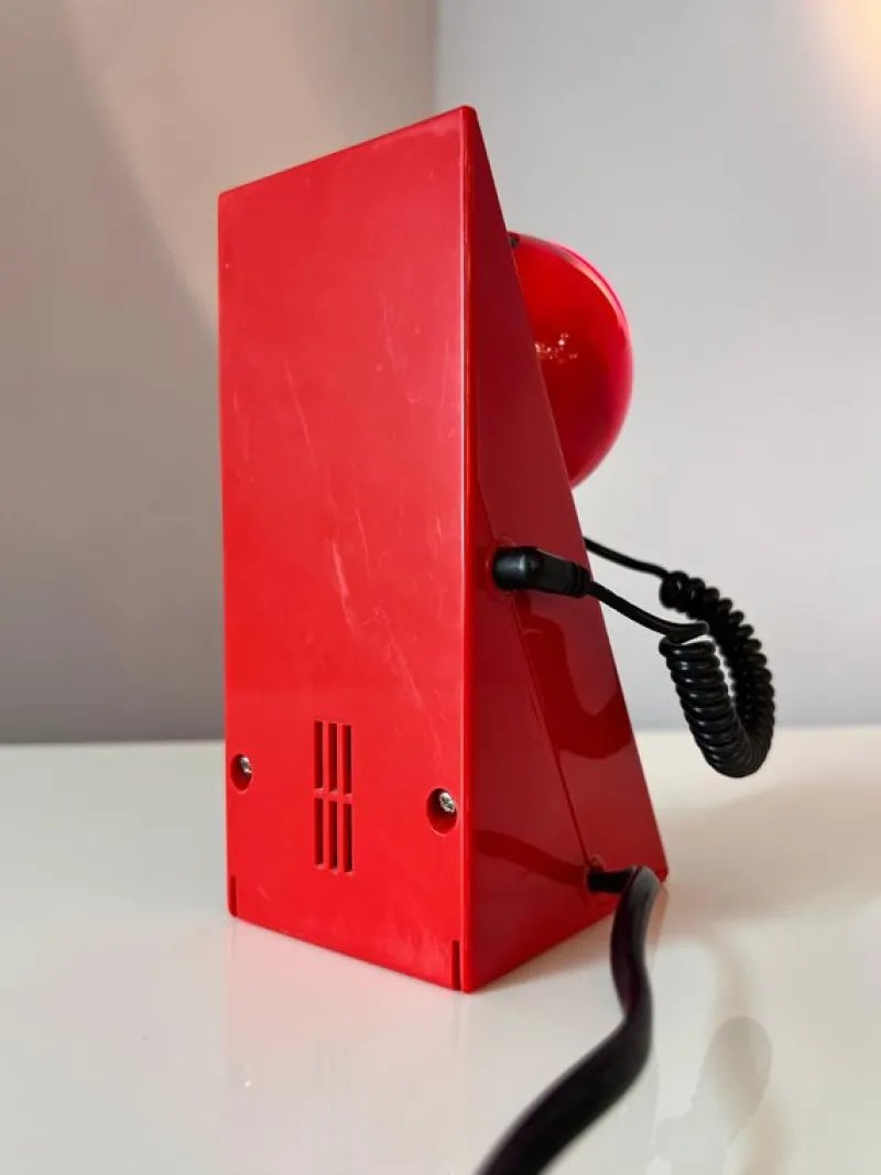 Clearance Pamono Table Lamp in Red with Magnetic Ball Head from Leuchten