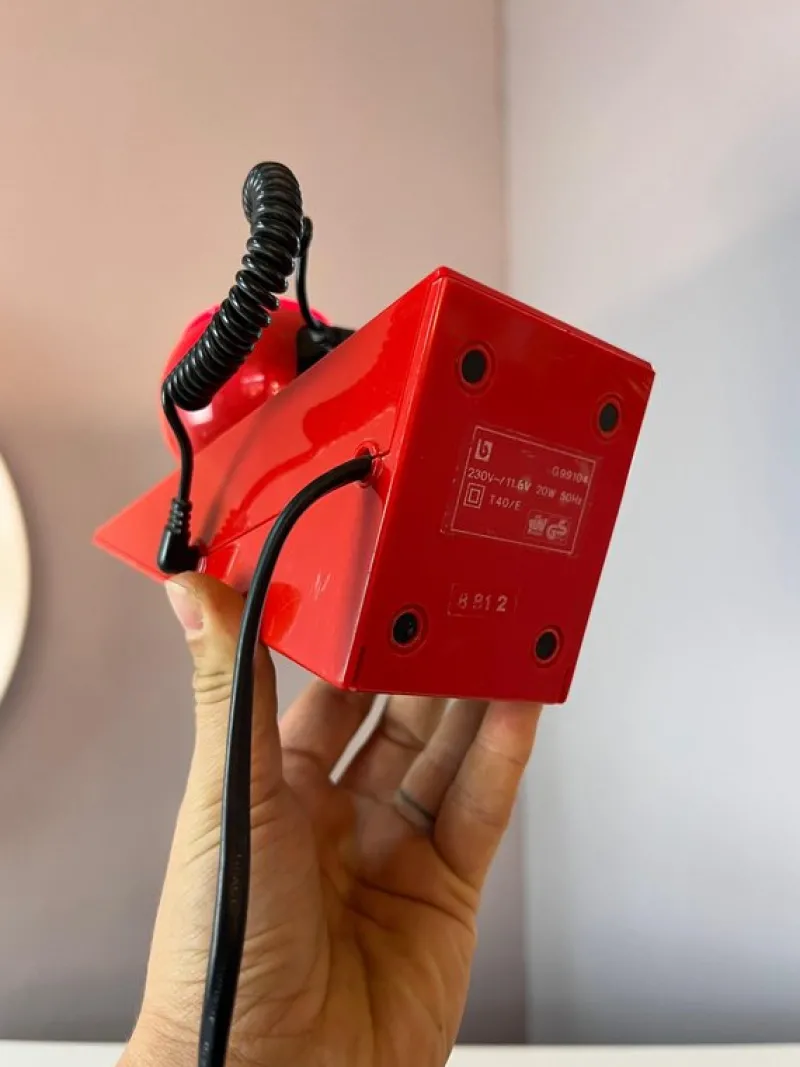 Clearance Pamono Table Lamp in Red with Magnetic Ball Head from Leuchten