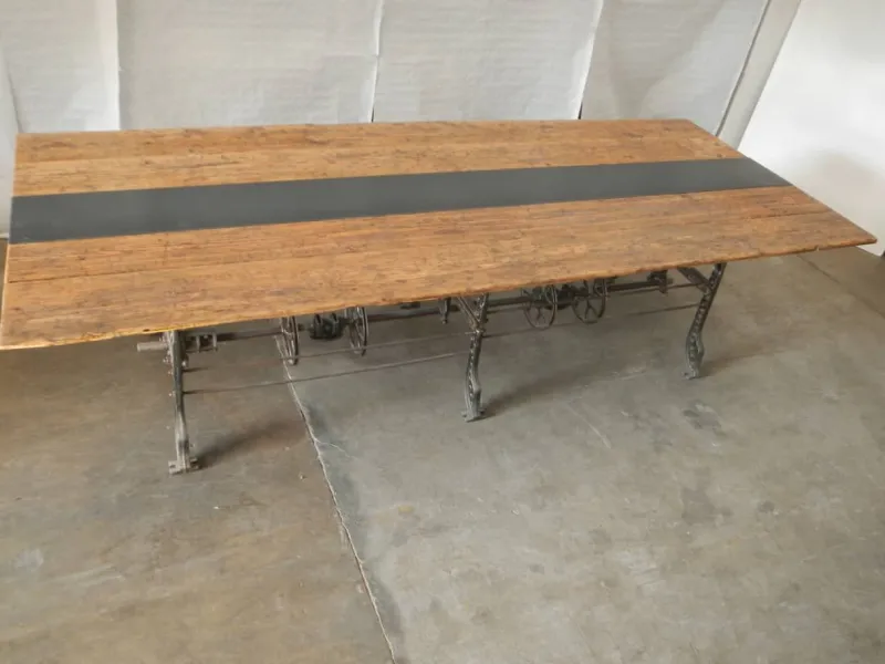 Pamono Table on Necchi Sewing Machine Base, 1920s> Worktables & Workbenches