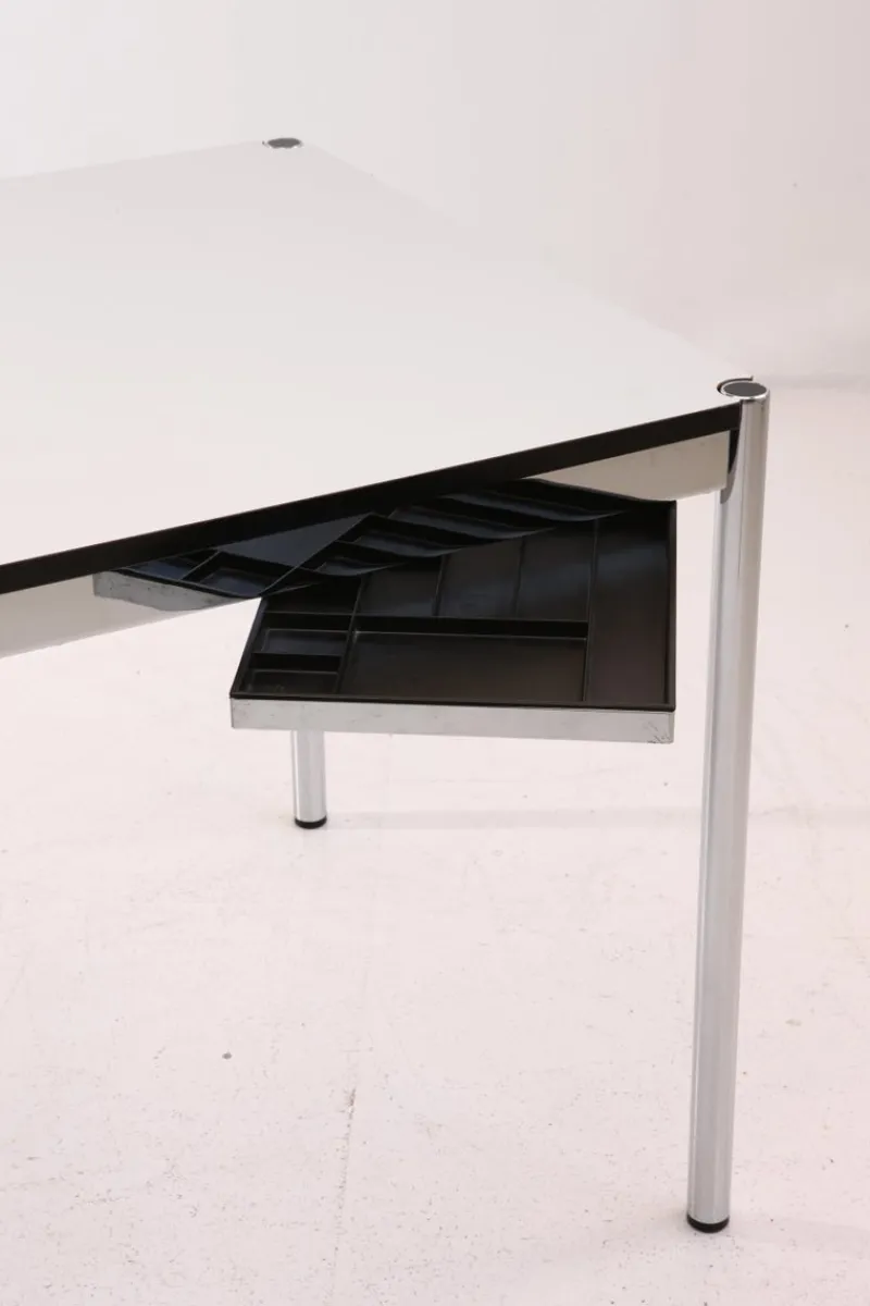 Pamono Table or Desk by Fritz Haller & Paul Schärer for USM Haller, 2020> Worktables & Workbenches