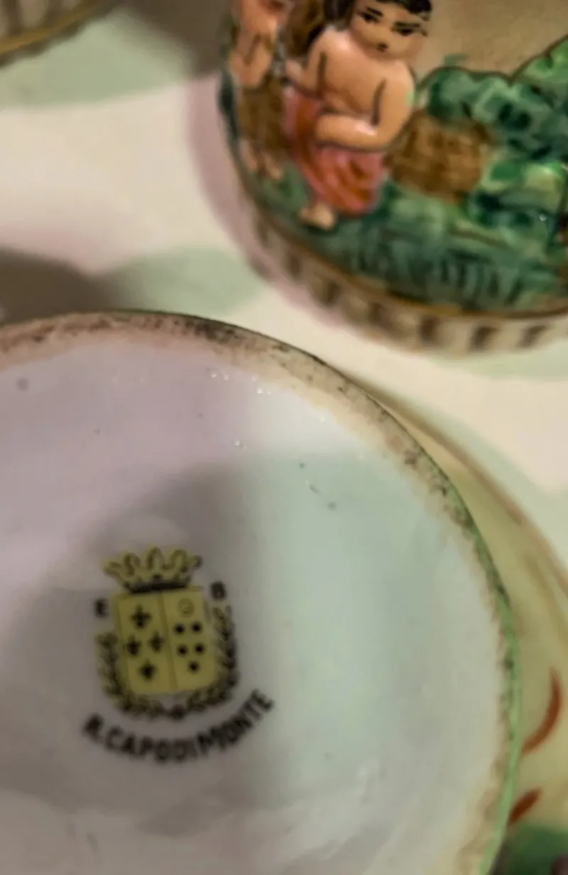 Online Pamono Tableware Set from Capodimonte, 1950s, Set of 11