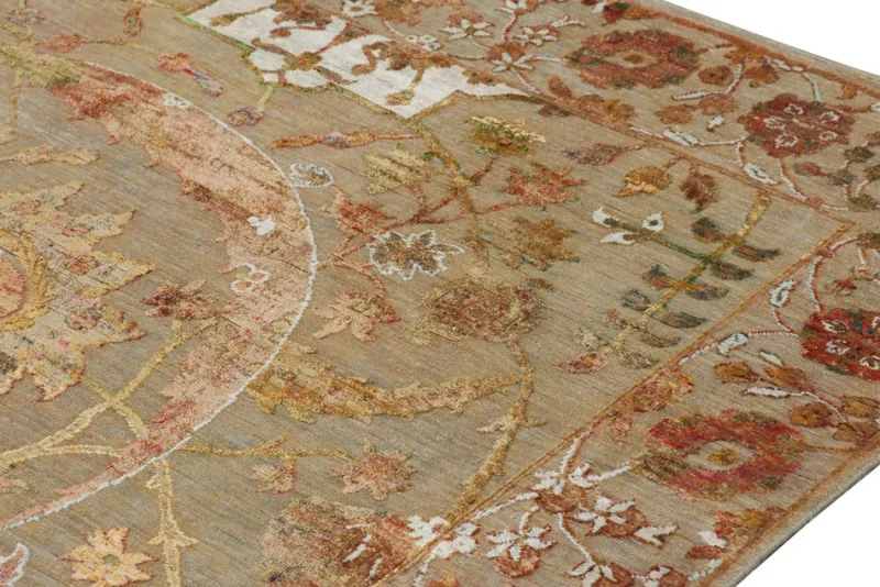 New Pamono Tabriz Style Rug with Floral Patterns from R&K Principal Jahanshah Nazmiyal