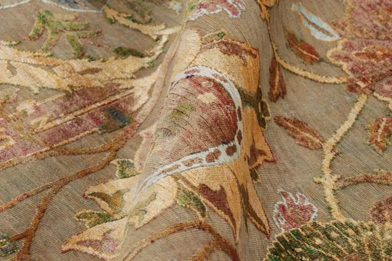 New Pamono Tabriz Style Rug with Floral Patterns from R&K Principal Jahanshah Nazmiyal