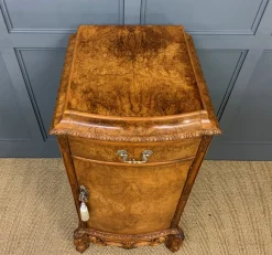 Pamono Tall Burr Walnut Pedestals, 1910, Set of 2><noscript><img width=