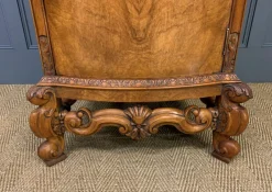 Pamono Tall Burr Walnut Pedestals, 1910, Set of 2><noscript><img width=
