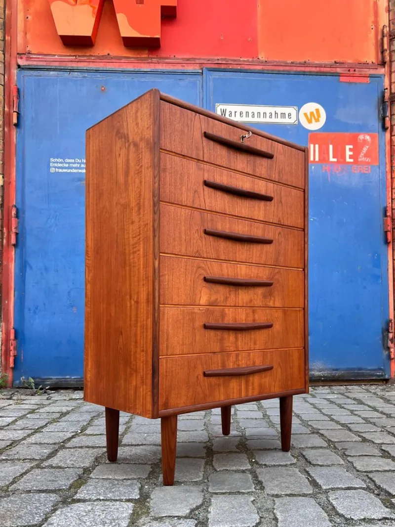 Sale Pamono Teak Chest of Drawers with Lock, Denmark
