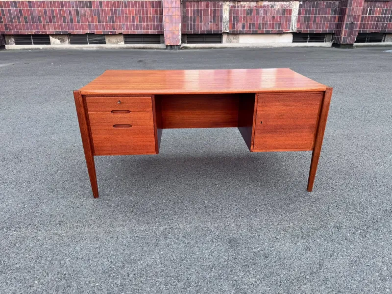 Hot Pamono Teak Desk from Wilhelm Renz, 1960s