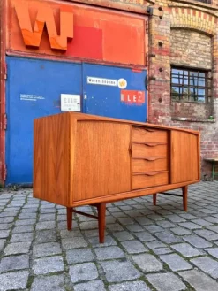 Pamono Teak Sideboard by Heinrich Riestenpatt for RT Möbel> Sideboards & Buffets