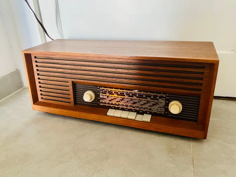 Pamono Teak Type 119 Tube Radio from Wega, 1960s> Electronics