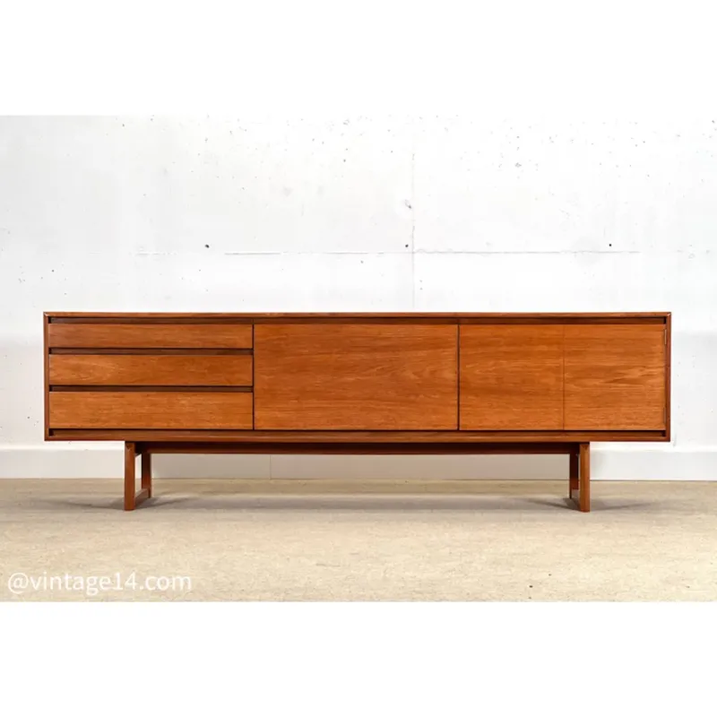 Pamono Teak Westbourne Sideboard from White & Newton, 1960s> Sideboards & Buffets