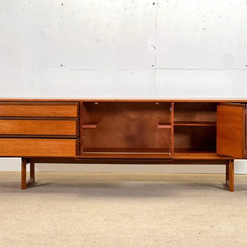 Pamono Teak Westbourne Sideboard from White & Newton, 1960s> Sideboards & Buffets