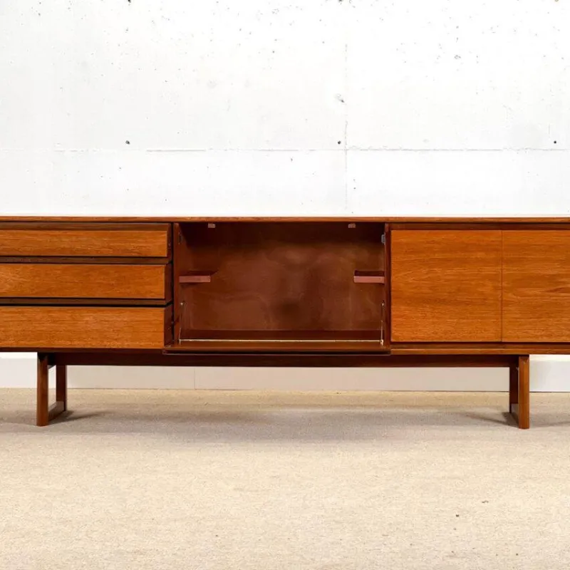 Pamono Teak Westbourne Sideboard from White & Newton, 1960s> Sideboards & Buffets