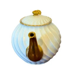Outlet Pamono Teapot with Fluted Swirl Relief and Gilt Accents fom Haviland Limoges, France, 1950