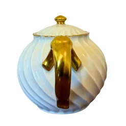 Outlet Pamono Teapot with Fluted Swirl Relief and Gilt Accents fom Haviland Limoges, France, 1950