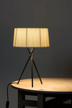Clearance Pamono Terracotta Trípode G6 Table Lamp by Santa & Cole