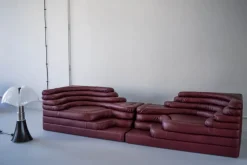 Pamono Terrazza Landscapes in Burgundy Leather by Ubald Klug for de Sede, 1970s, Set of 4><noscript><img width=