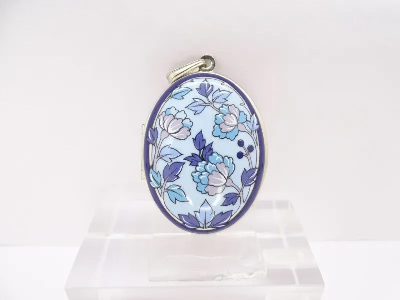 Online Pamono 19th Centur Hanging Reliquary in Enamel by Michaela Frey, Austria, 1950s
