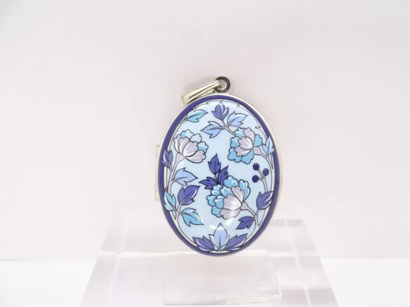 Online Pamono 19th Centur Hanging Reliquary in Enamel by Michaela Frey, Austria, 1950s