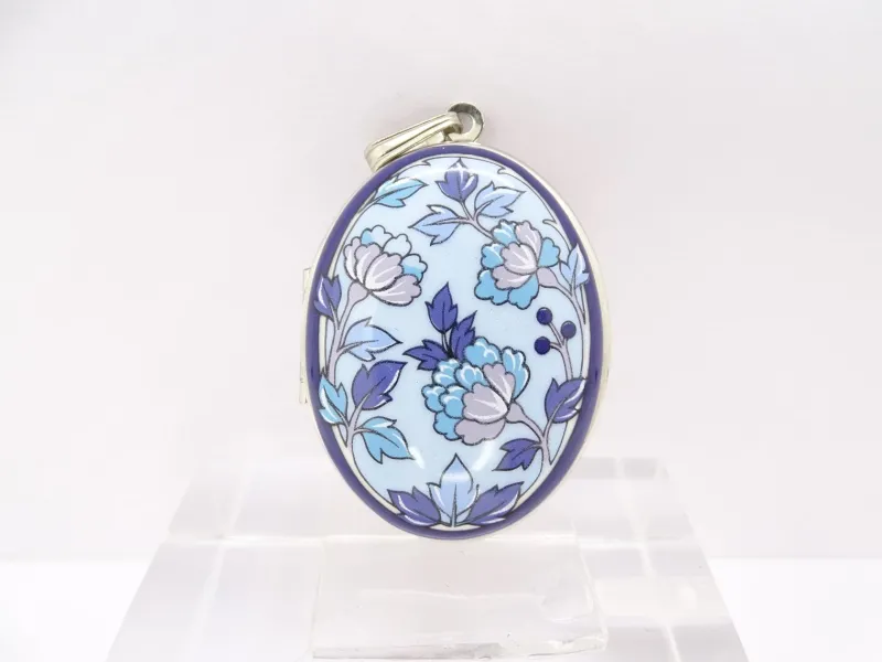 Online Pamono 19th Centur Hanging Reliquary in Enamel by Michaela Frey, Austria, 1950s
