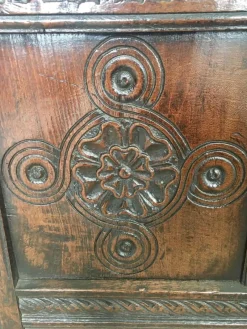 Clearance Pamono 18th Century Antique Carved Oak Coffer