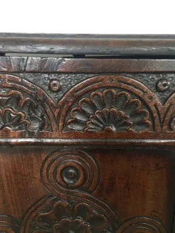 Clearance Pamono 18th Century Antique Carved Oak Coffer