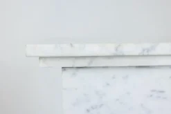 Pamono 20th Century Art Deco Columns in White Marble, Set of 2><noscript><img width=