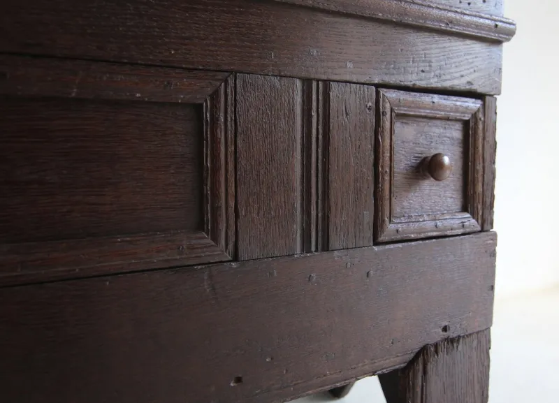 Pamono 17th Century Baroque Chest> Dressers, Commodes & Chests