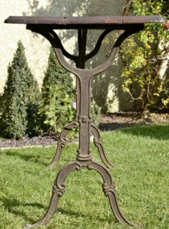 Pamono 19th Century Bistro Table, 1950s> Garden Tables