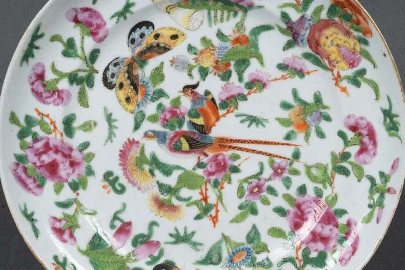 New Pamono 19th Century Canton Porcelain Plate with Floral and Butterfly Decor