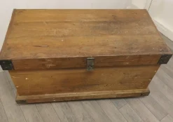 Outlet Pamono 19th Century Carpenters Pine Tool Chest and Tools, 1900s
