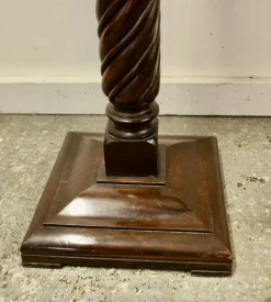 Discount Pamono 19th Century Carved Walnut Pedestal Torchere