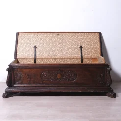 Hot Pamono 17th Century Carved Walnut Chest, Italy, 1890s
