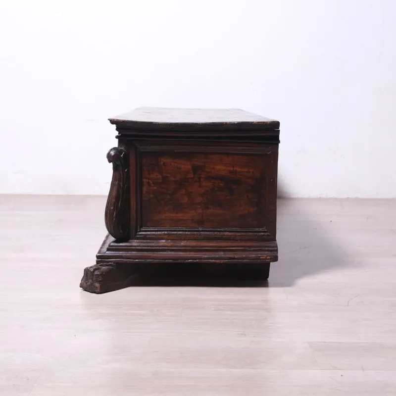 Hot Pamono 17th Century Carved Walnut Chest, Italy, 1890s