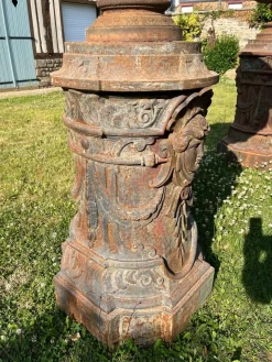 Discount Pamono 19th Century Cast Iron Chateau Vases, Set of 2