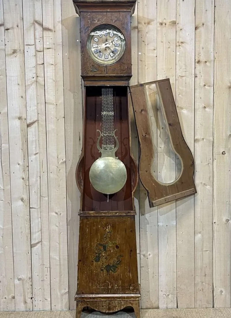 Pamono 19th Century Comtoise Clock in Fir with Enameled Figures> Clocks