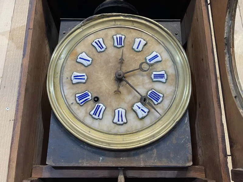 Pamono 19th Century Comtoise Clock in Fir with Enameled Figures> Clocks