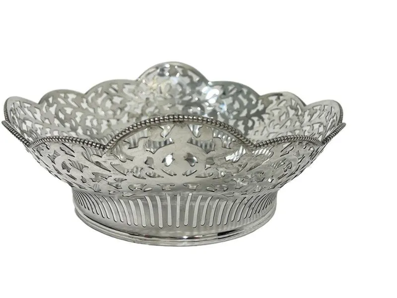Pamono 20th Century Dutch Silver Bread Basket by Van Kempen & Begeer> Serving Dishes
