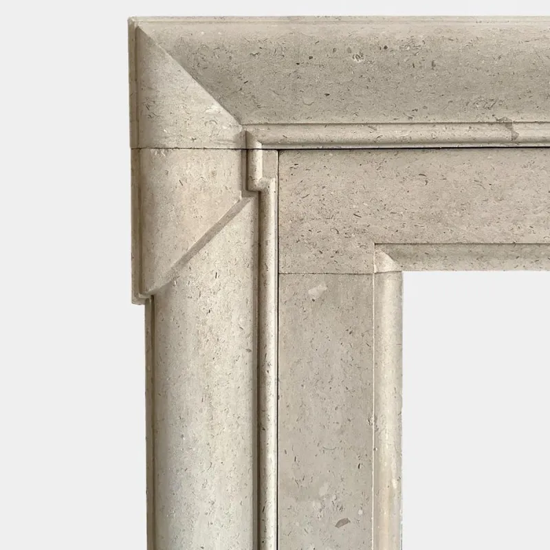 Pamono 18th Century English Architectural Stone Bolection Fireplace Mantel, 1780> Fireplaces And Mantels