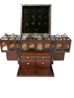 Pamono 19th Century English Medicine Chest by Clay & Abraham, Liverpool><noscript><img width=