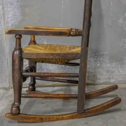 Pamono 18th Century English Spindle Back Rocker