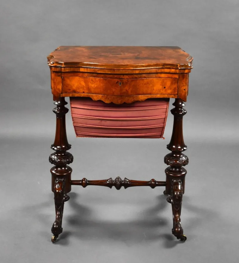 Outlet Pamono 19th Century English Victorian Burr Walnut Games Table, 1860s