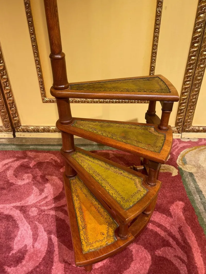 Pamono 20th Century English Victorian Leather Library Steps or Stepladder> Architectural Elements