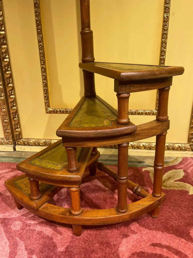Pamono 20th Century English Victorian Leather Library Steps or Stepladder> Architectural Elements