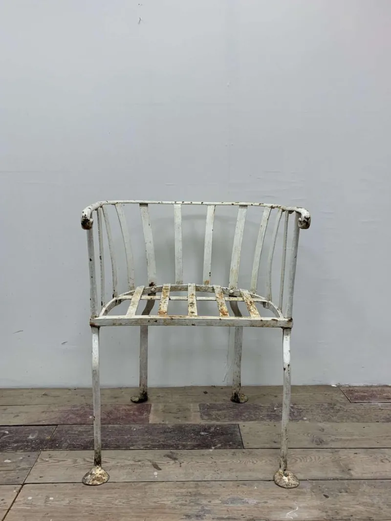 Discount Pamono 19th Century English Wrought Iron Garden Chair with Rounded Back