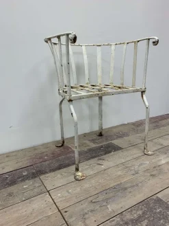 Discount Pamono 19th Century English Wrought Iron Garden Chair with Rounded Back