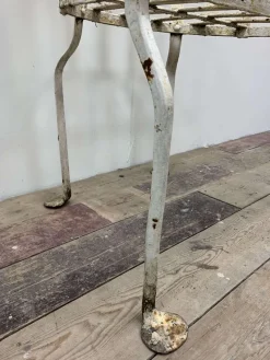 Discount Pamono 19th Century English Wrought Iron Garden Chair with Rounded Back