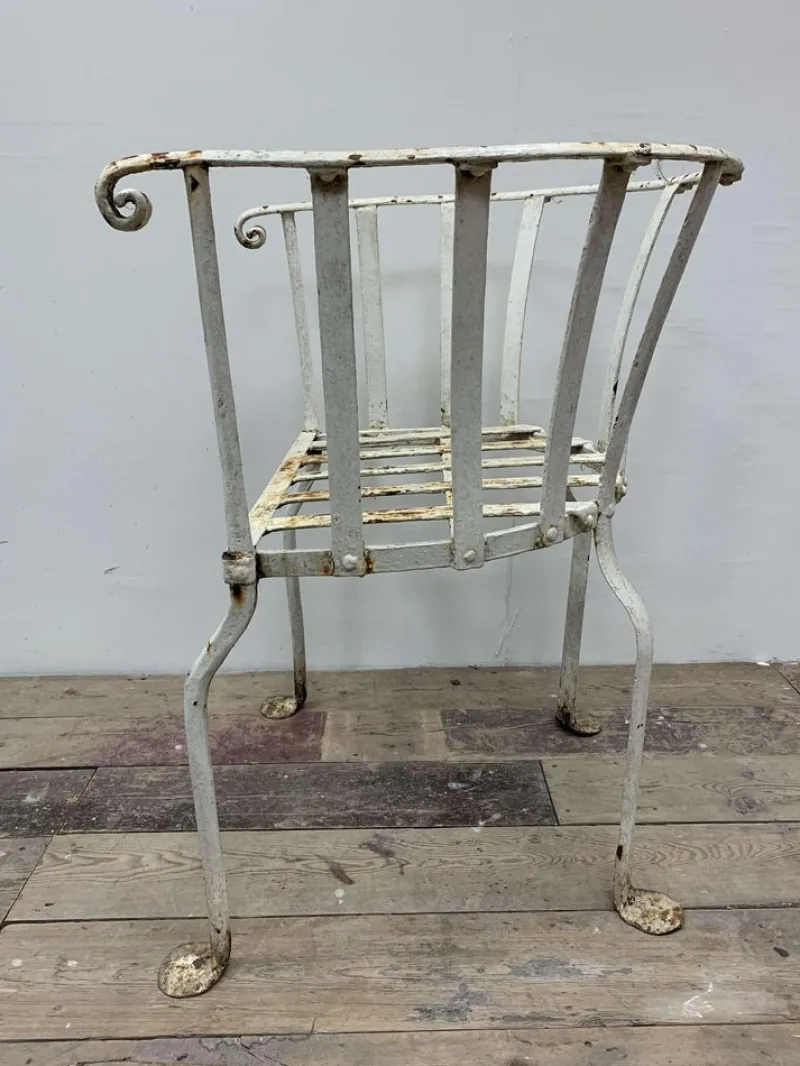 Discount Pamono 19th Century English Wrought Iron Garden Chair with Rounded Back