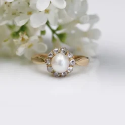 Pamono 19th Century Fine Pearl Diamonds 18 Karat Yellow Gold Daisy Ring><noscript><img width=